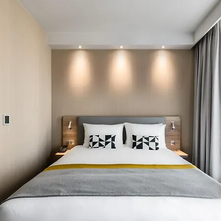 Express - - The Hub By Ihg Hotell Warszawa