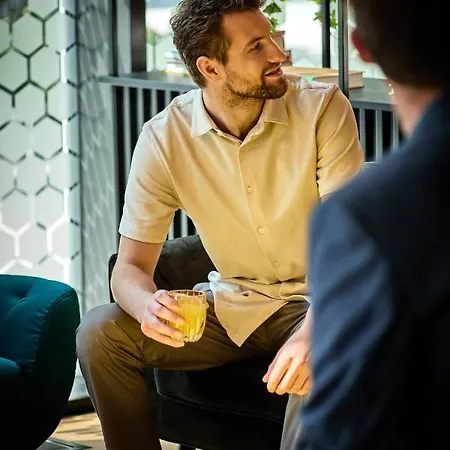 Szálloda Express - - The Hub By Ihg Varsó