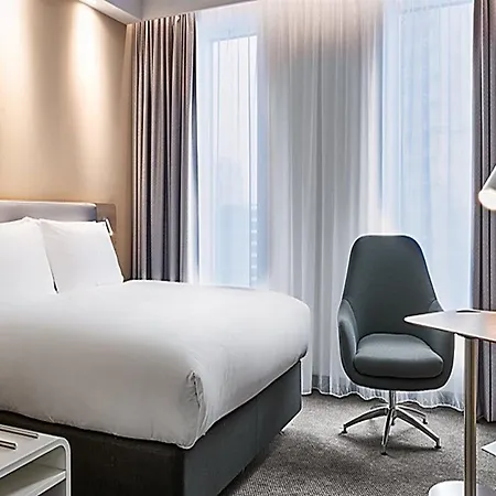 Szálloda Express - - The Hub By Ihg Varsó