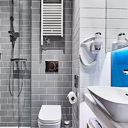 Express - - The Hub By Ihg 3* Varsó