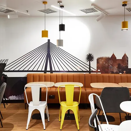 Express - - The Hub By Ihg 3*