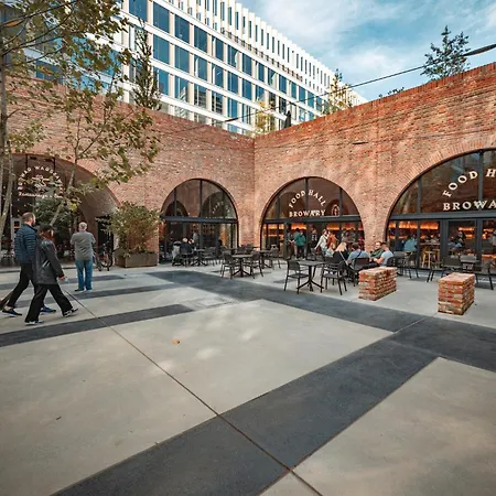 Szálloda Express - - The Hub By Ihg