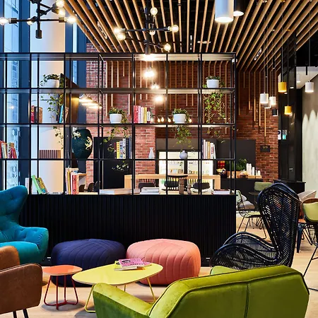 Express - - The Hub By Ihg מלון ורשה