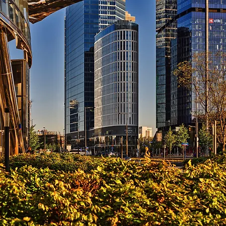 Express - - The Hub By Ihg