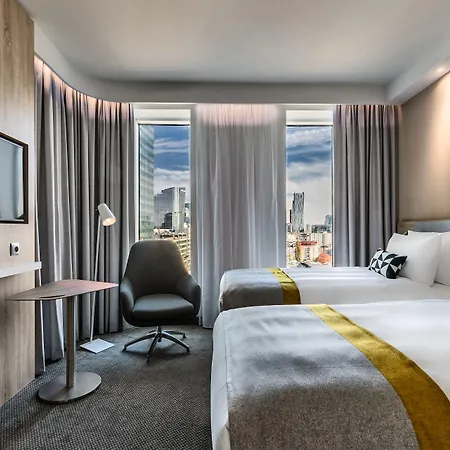 Szálloda Express - - The Hub By Ihg 3*