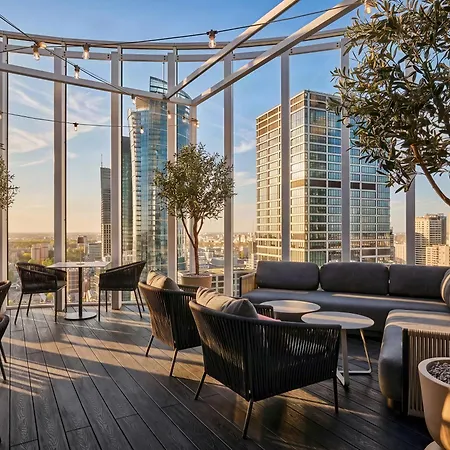 Express - - The Hub By Ihg מלון 3*