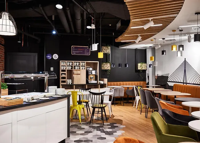 Express - - The Hub By Ihg Hotel 3*