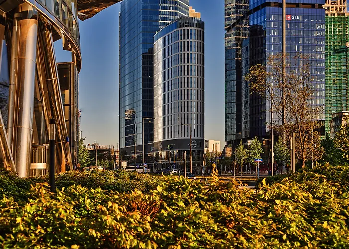 Express - - The Hub By Ihg