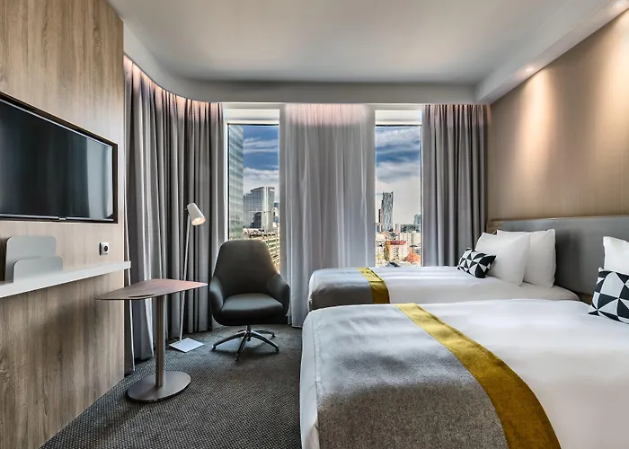 Hotel Express - - The Hub By Ihg 3*