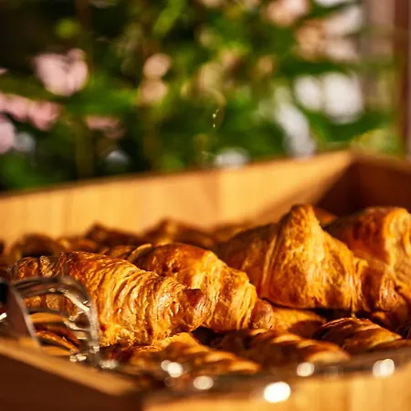 Hotel Express - - The Hub By Ihg