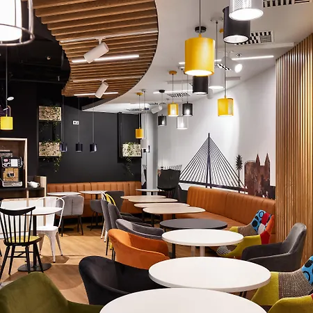 Express - - The Hub By Ihg Hotel