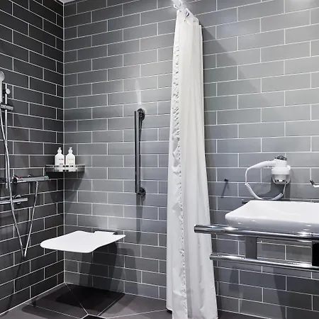 Hotel Express - - The Hub By Ihg