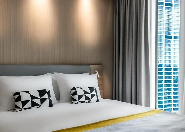 Express - - The Hub By Ihg Hotel 3*