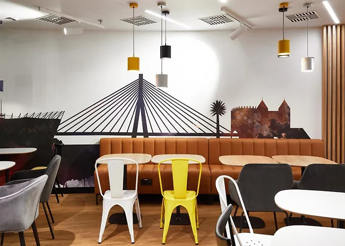 Express - - The Hub By Ihg 3*