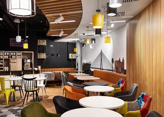 Express - - The Hub By Ihg Hotel