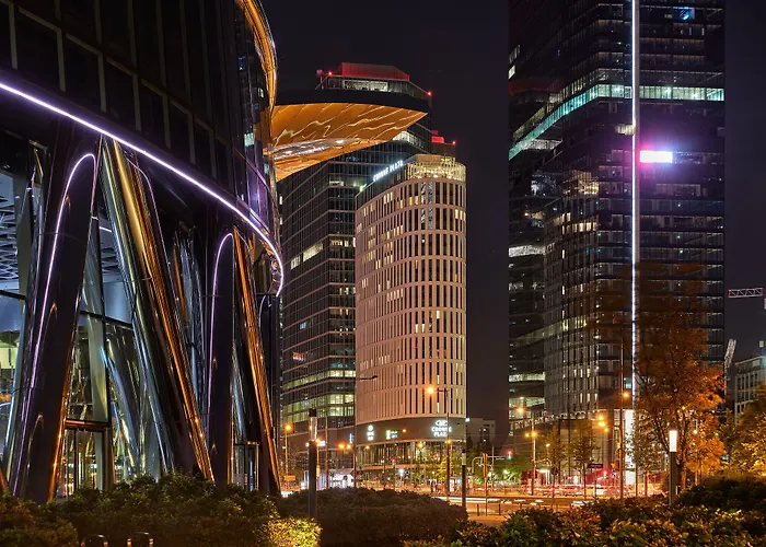 호텔 Express - - The Hub By Ihg 3*