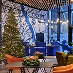Express - - The Hub By Ihg Hotel 3*
