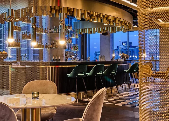 Express - - The Hub By Ihg Hotel 3*