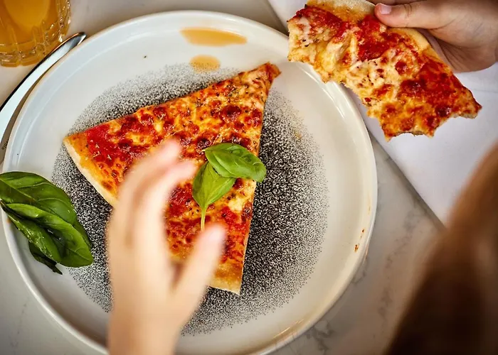 Hotel Express - - The Hub By Ihg