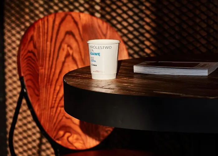 Express - - The Hub By Ihg Warschau