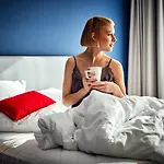Express - - The Hub By Ihg Hotel 3*