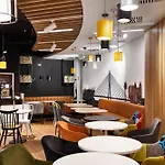 Express - - The Hub By Ihg Hotel